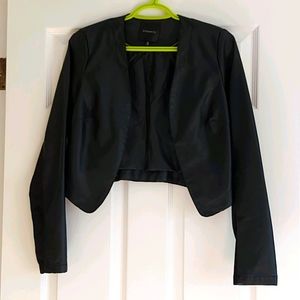 Dynamite Cropped black jacket